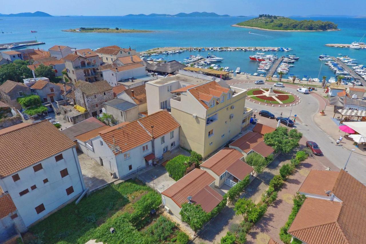 Lavender Mobile Houses Pakoštane Buitenkant foto