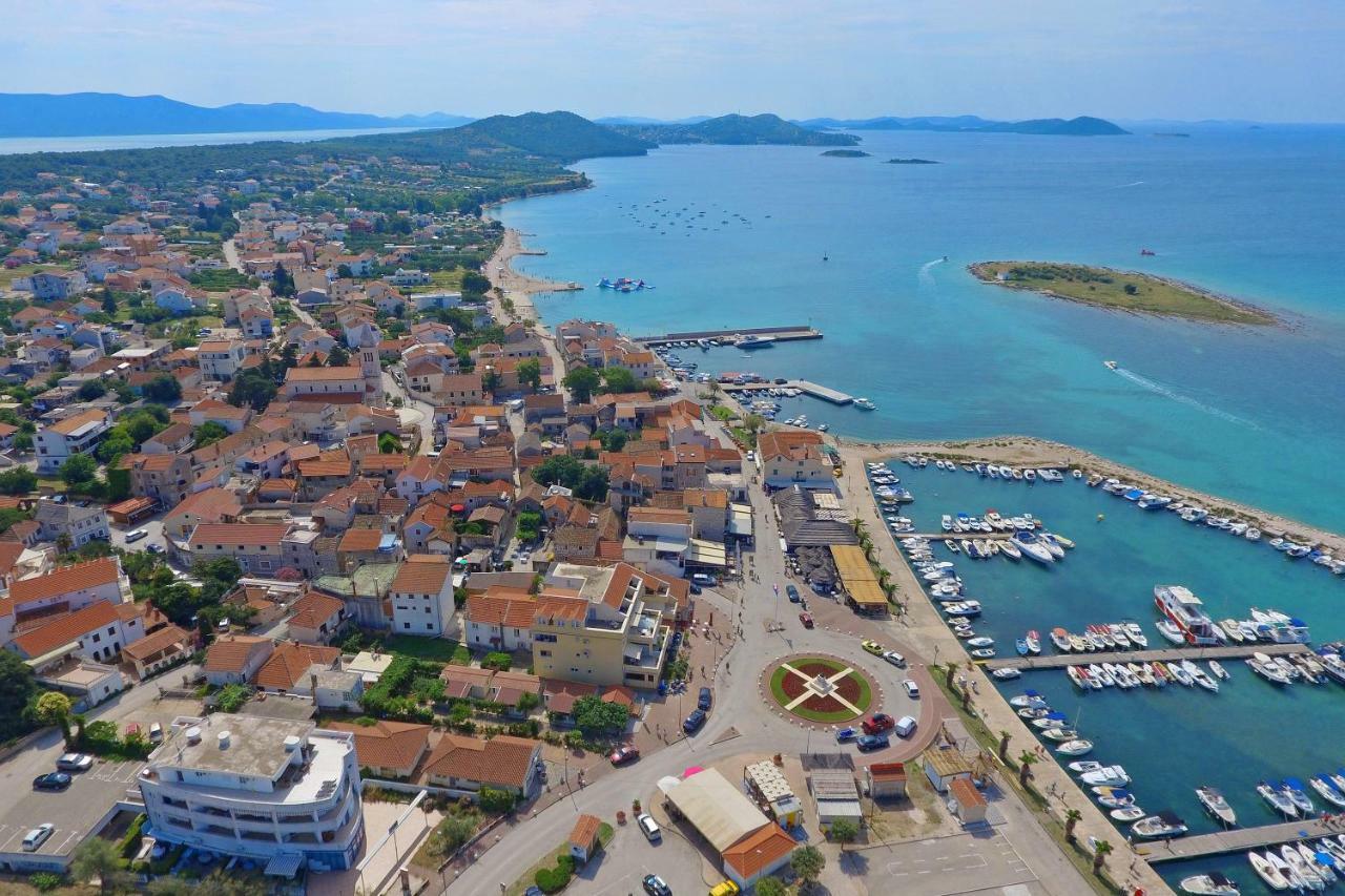 Lavender Mobile Houses Pakoštane Buitenkant foto